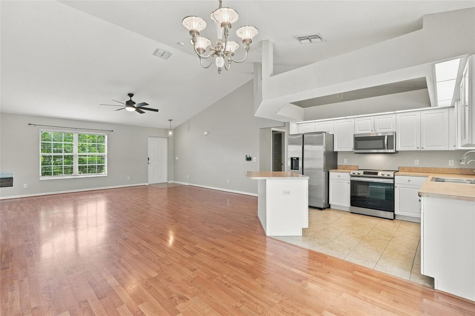 Single Family Residence at 304 NE 20TH TER, CAPE CORAL, photo 13 of 35