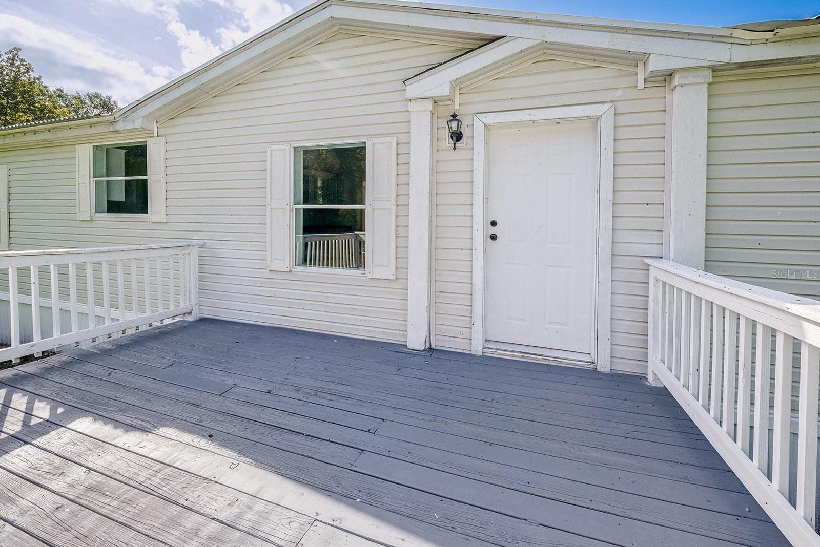 Manufactured Home at 3583 NW 216TH ST, LAWTEY, photo 18 of 68