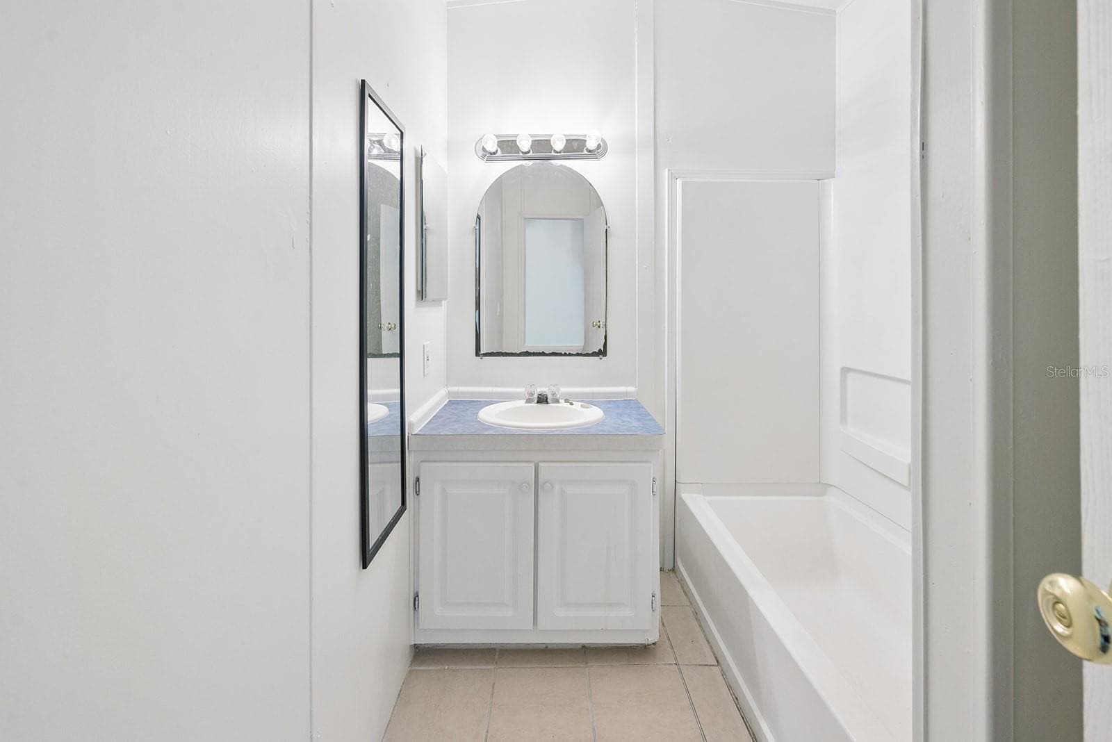 Manufactured Home at 3583 NW 216TH ST, LAWTEY, photo 40 of 68
