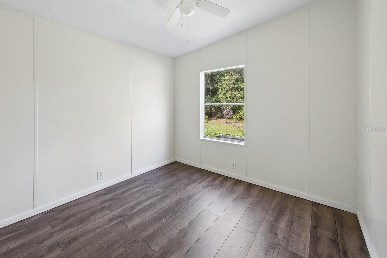 Manufactured Home at 3583 NW 216TH ST, LAWTEY, photo 45 of 68