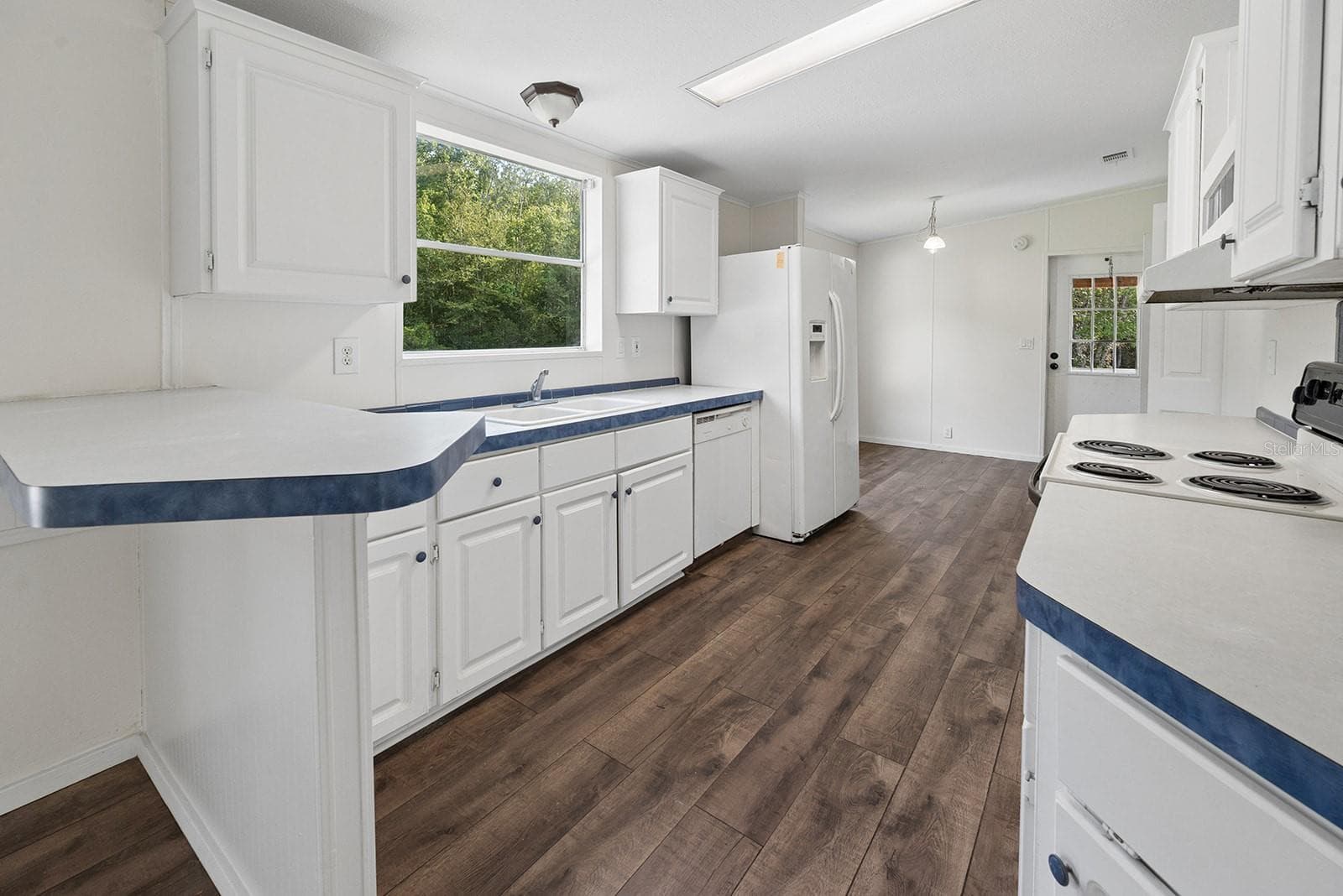 Manufactured Home at 3583 NW 216TH ST, LAWTEY, photo 66 of 68