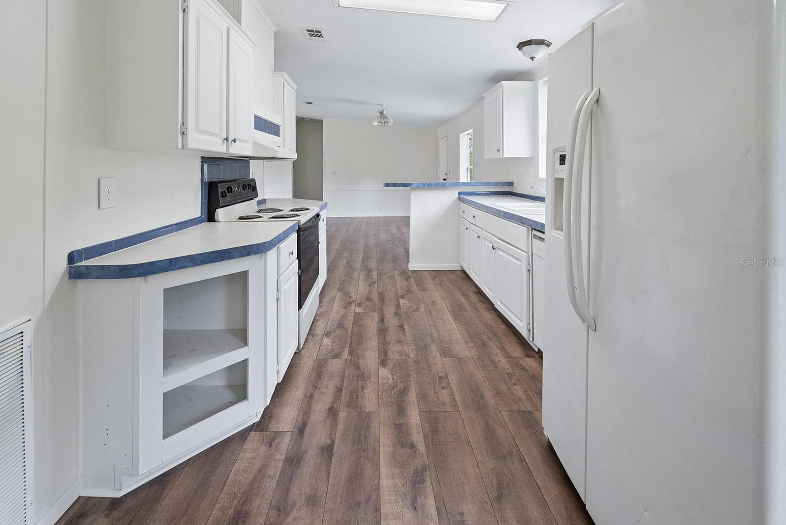 Manufactured Home at 3583 NW 216TH ST, LAWTEY, photo 67 of 68