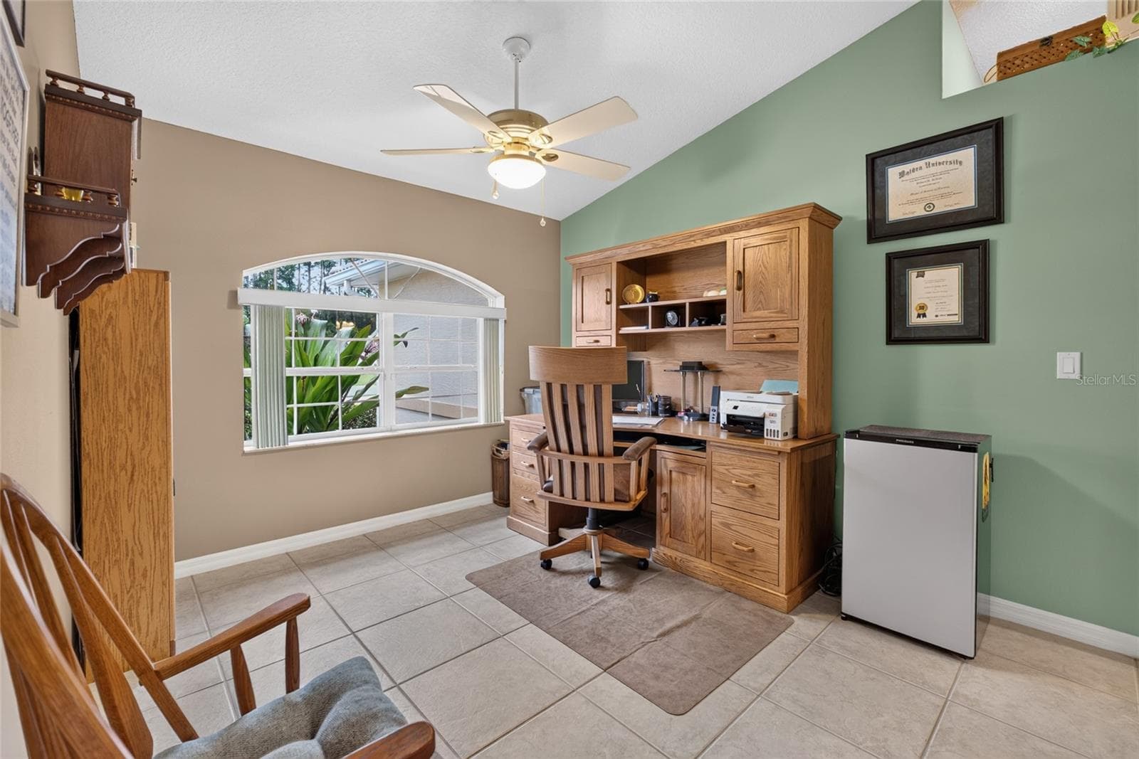 Office - 110 BURROUGHS DR, PALM COAST