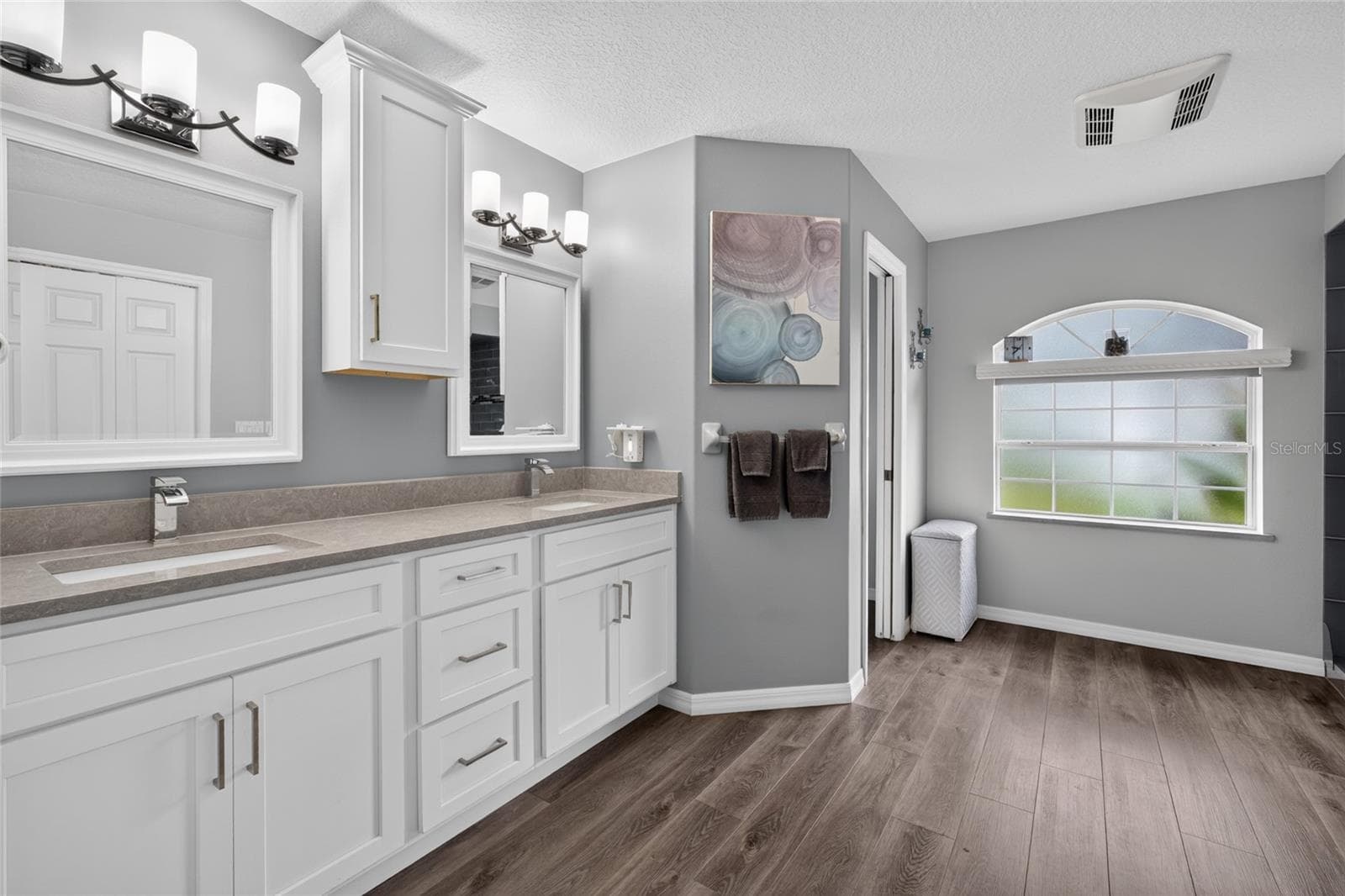 Primary Ensuite Bath - 110 BURROUGHS DR, PALM COAST