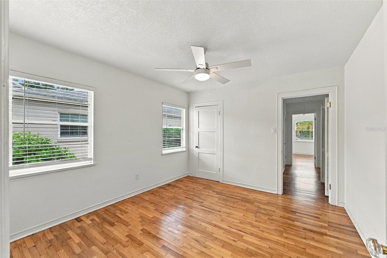 Single Family Residence at 212 S BRADFORD AVE, TAMPA, photo 17 of 39