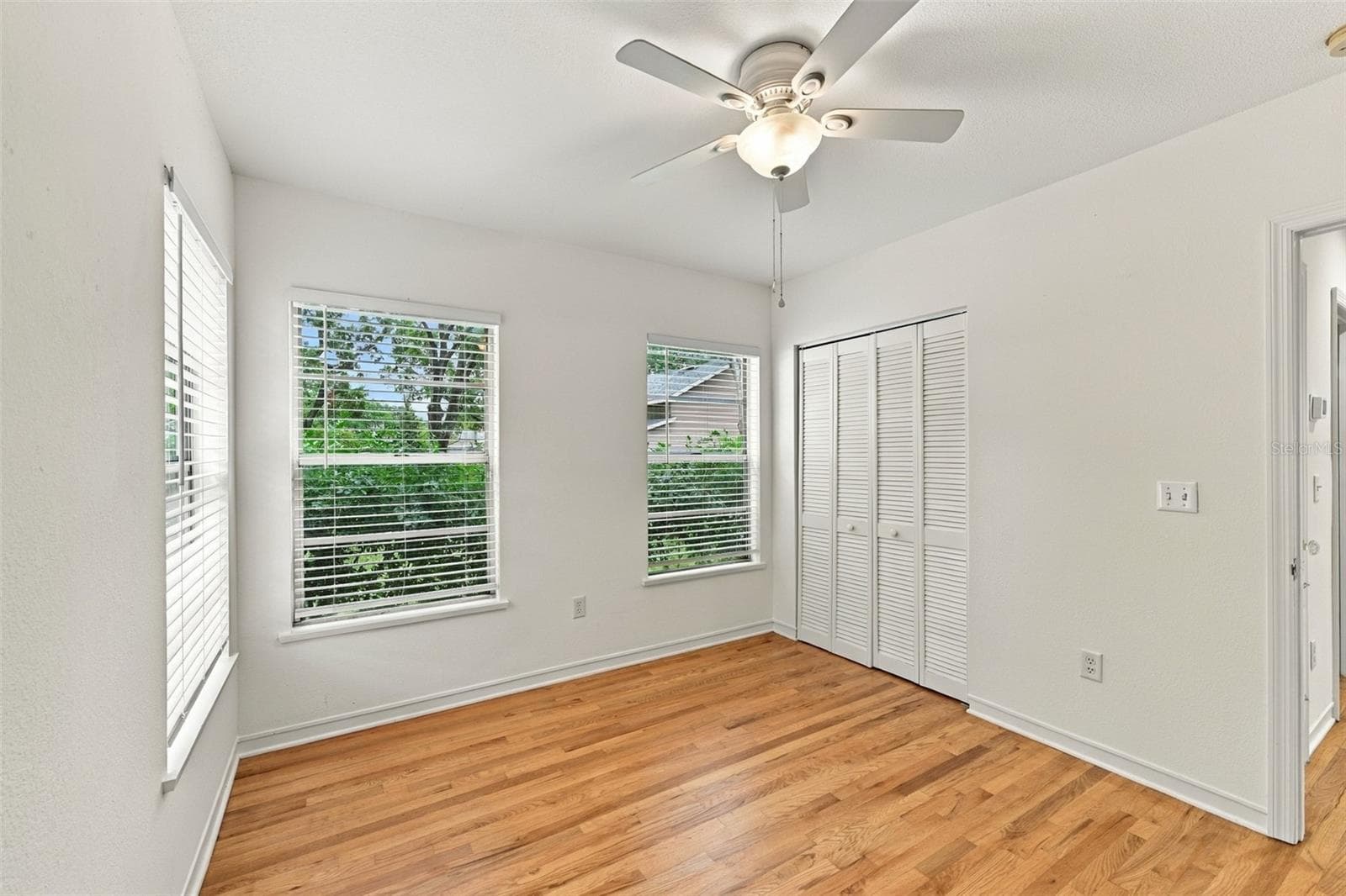 Single Family Residence at 212 S BRADFORD AVE, TAMPA, photo 28 of 39