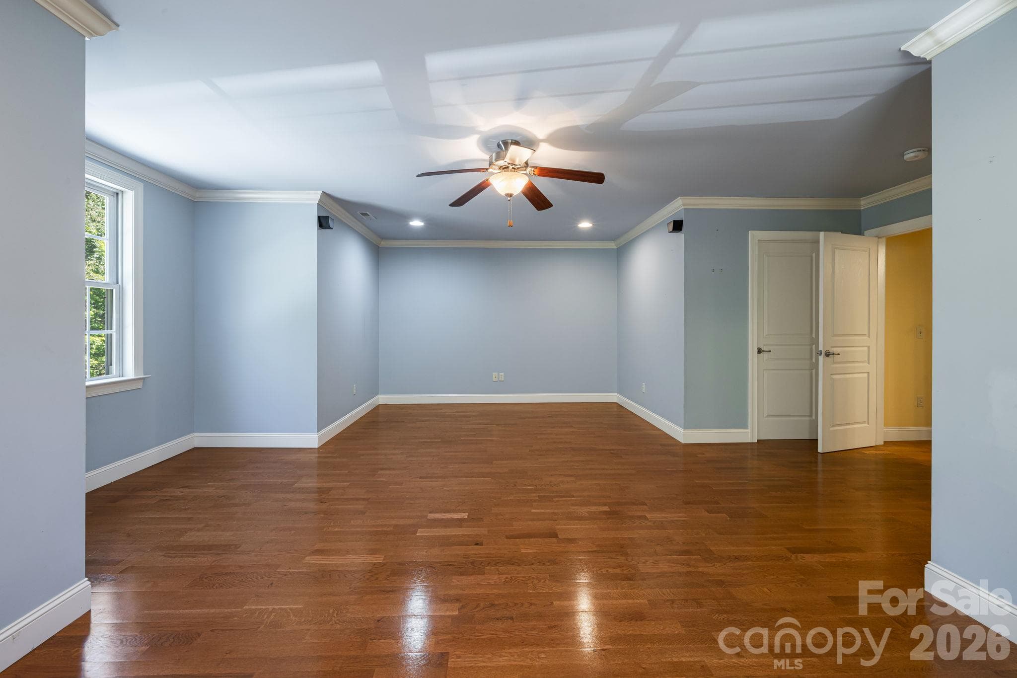 Condominium at 28 Trafalgar Circle, Asheville, photo 7 of 48