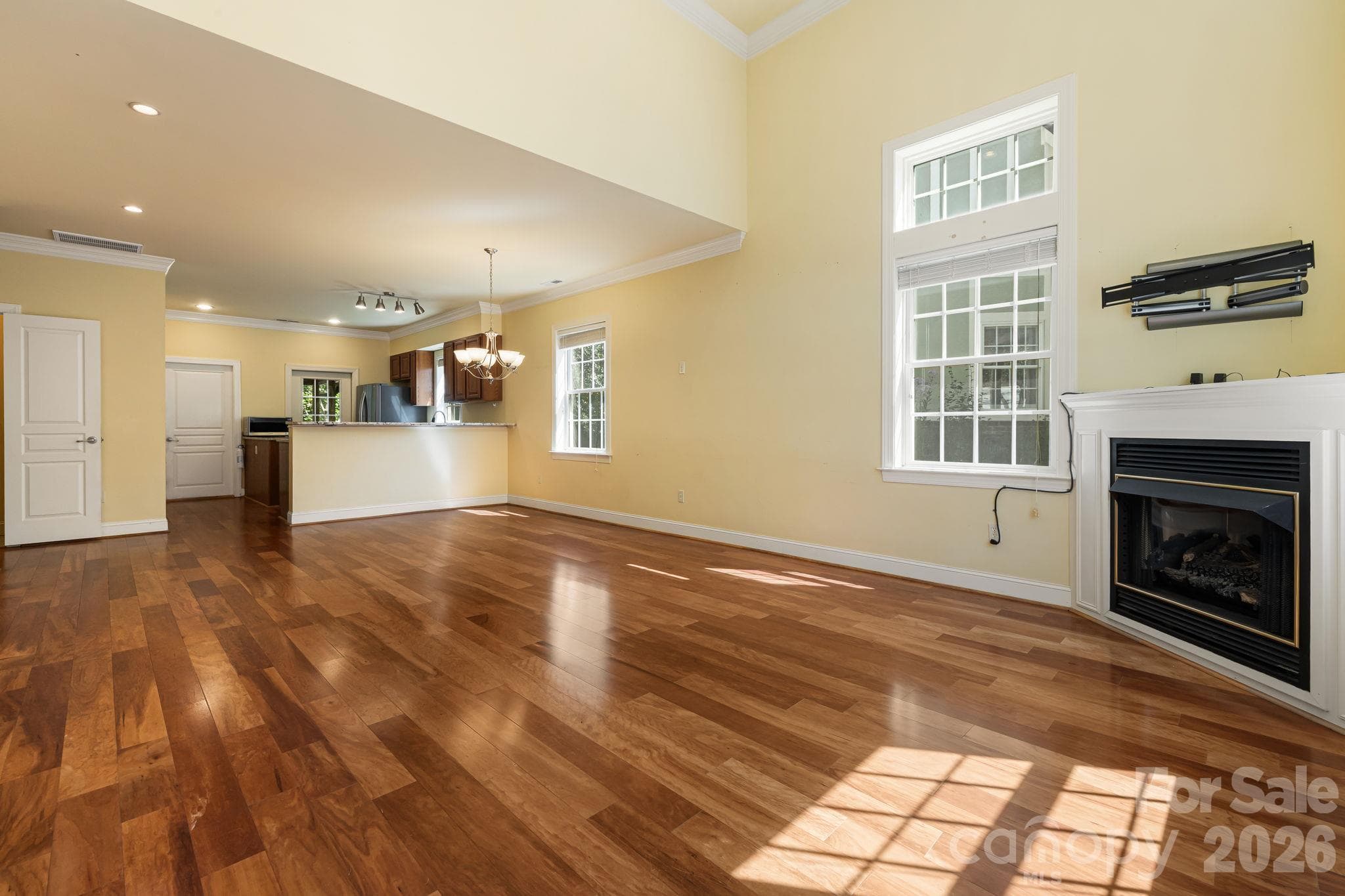 Condominium at 28 Trafalgar Circle, Asheville, photo 16 of 48