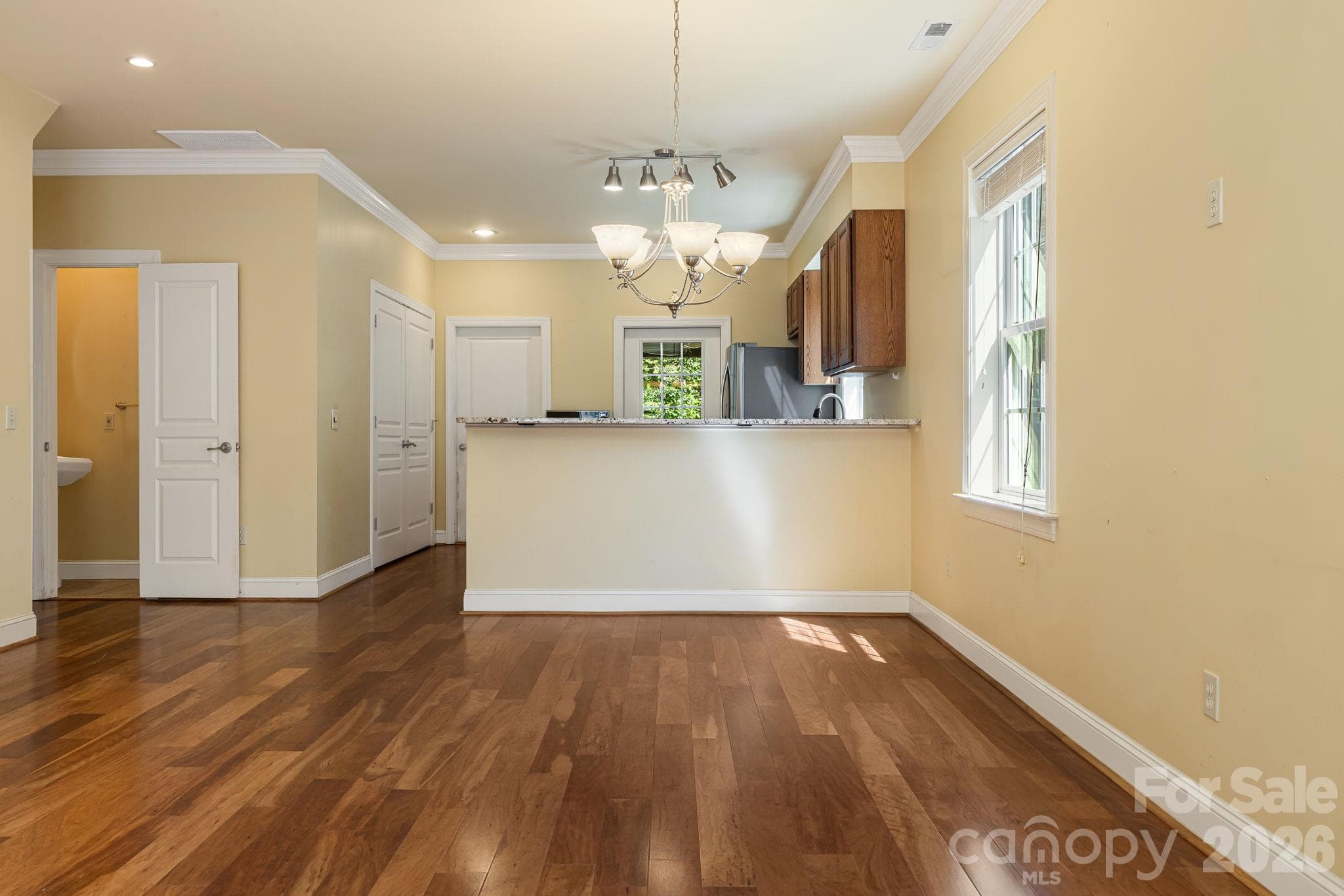 Condominium at 28 Trafalgar Circle, Asheville, photo 17 of 48