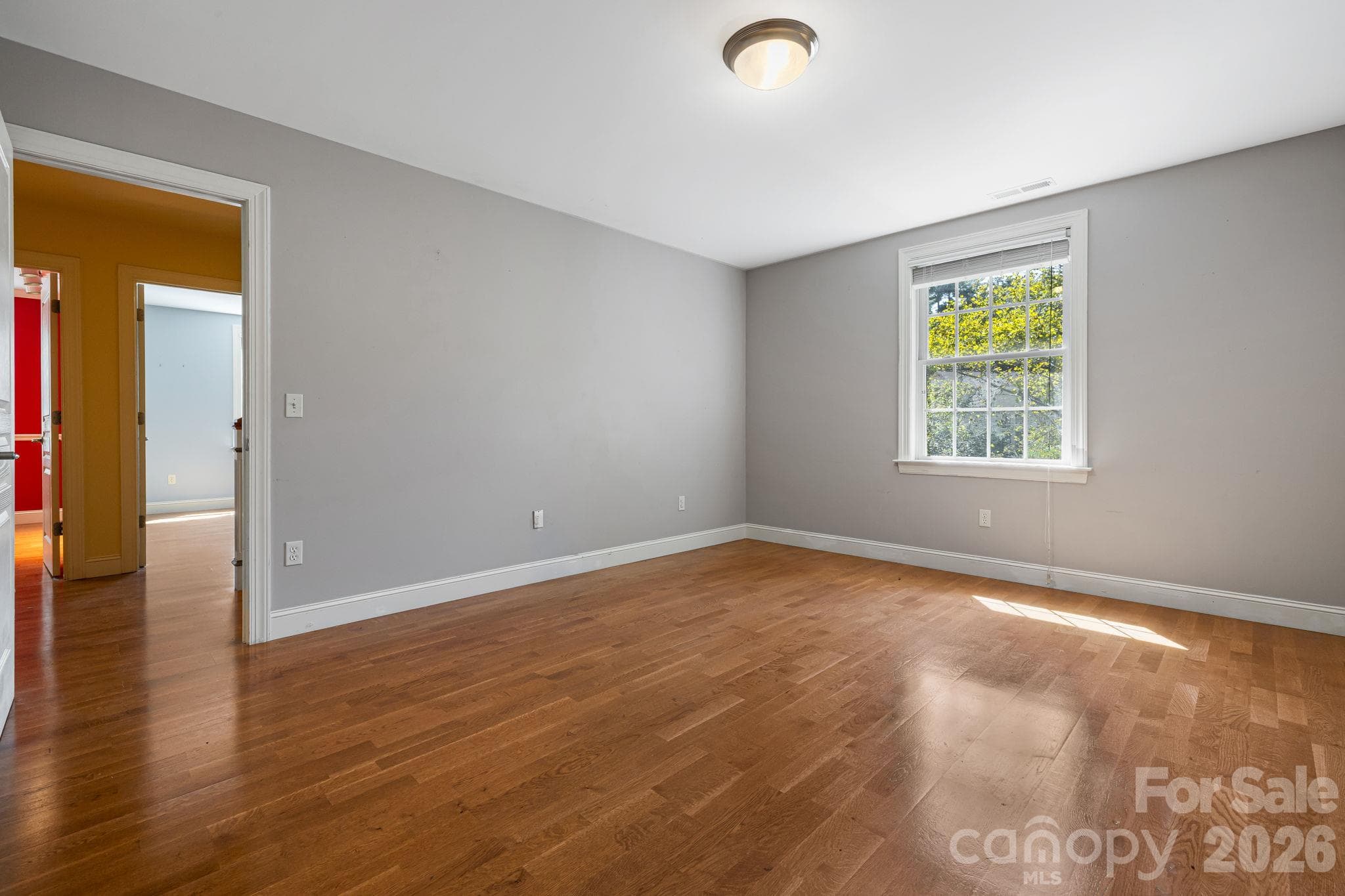 Condominium at 28 Trafalgar Circle, Asheville, photo 34 of 48
