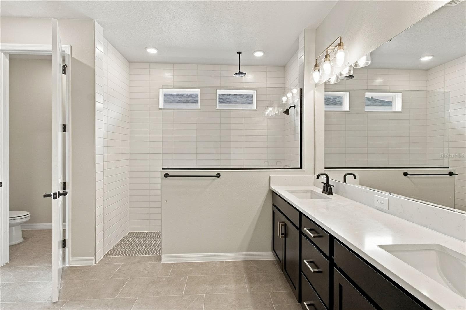 Owner's Bath - 5129 CHATTAHOOCHEE BND, ST CLOUD