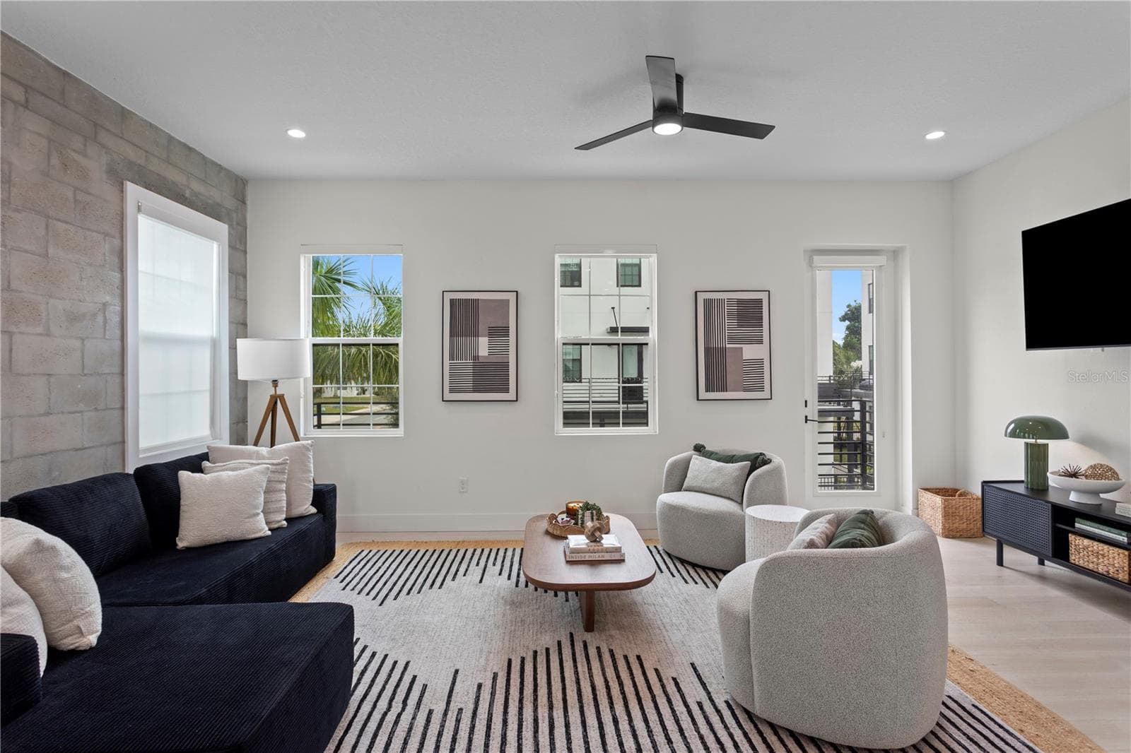 Townhouse at 2724 5TH AVE S, ST PETERSBURG, photo 10 of 38