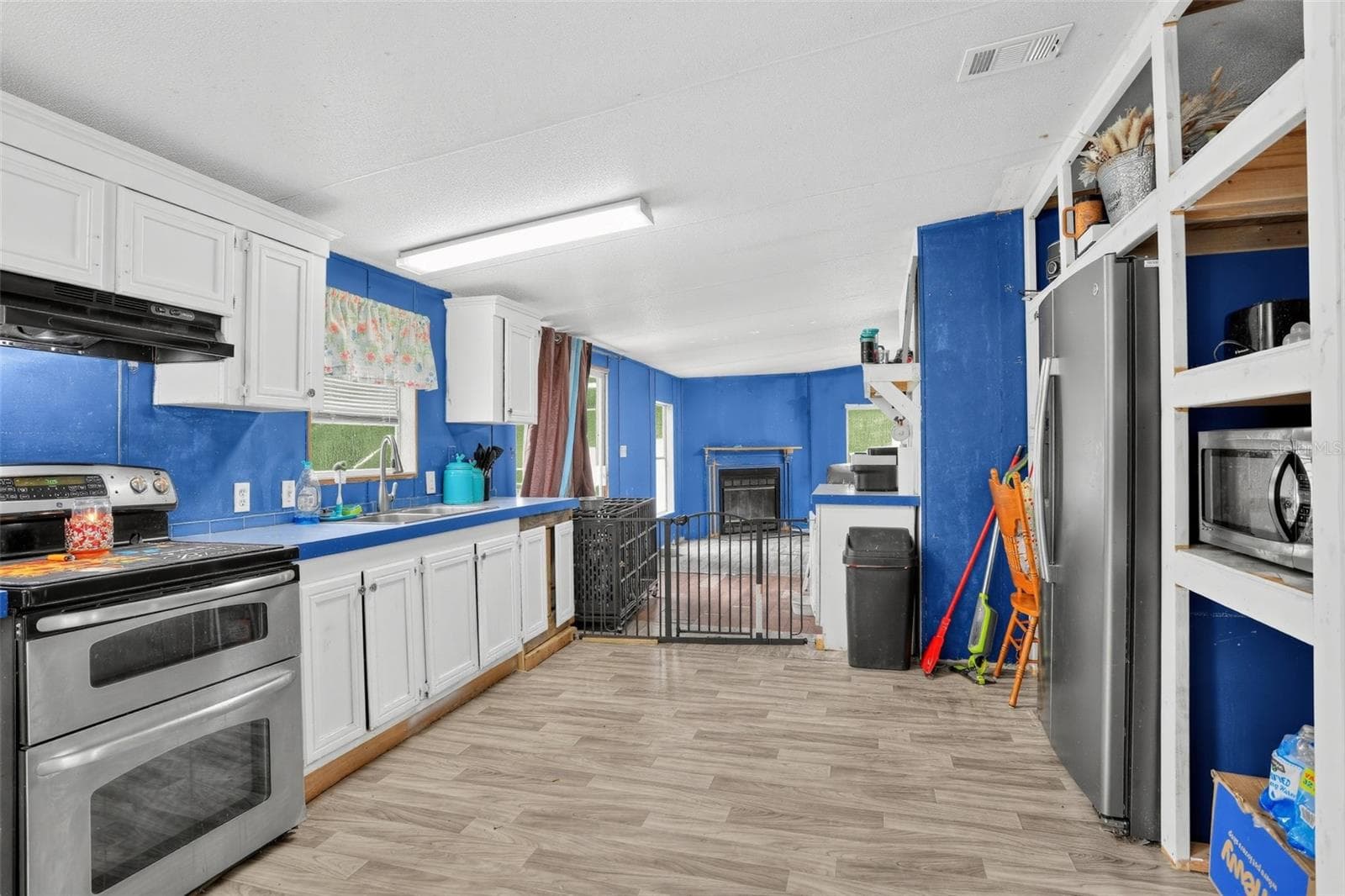 Manufactured Home at 4705 ROBERTA ST, HASTINGS, photo 11 of 30