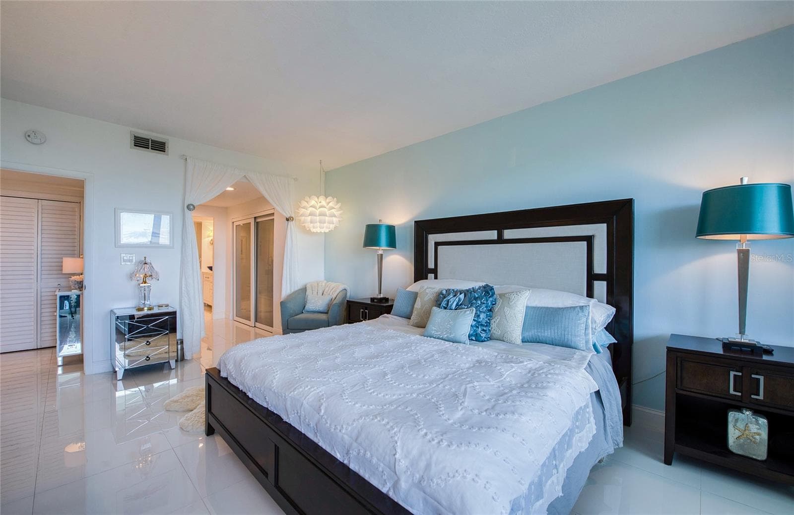 Condominium at 8 BELLEVIEW BLVD #702, BELLEAIR, photo 31 of 75