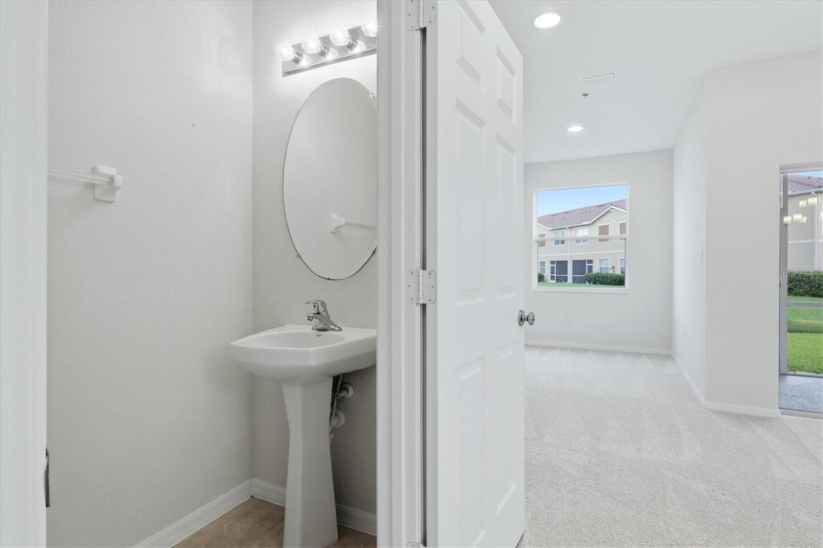 Townhouse at 3750 PARKRIDGE CIR #24-103, SARASOTA, photo 11 of 55