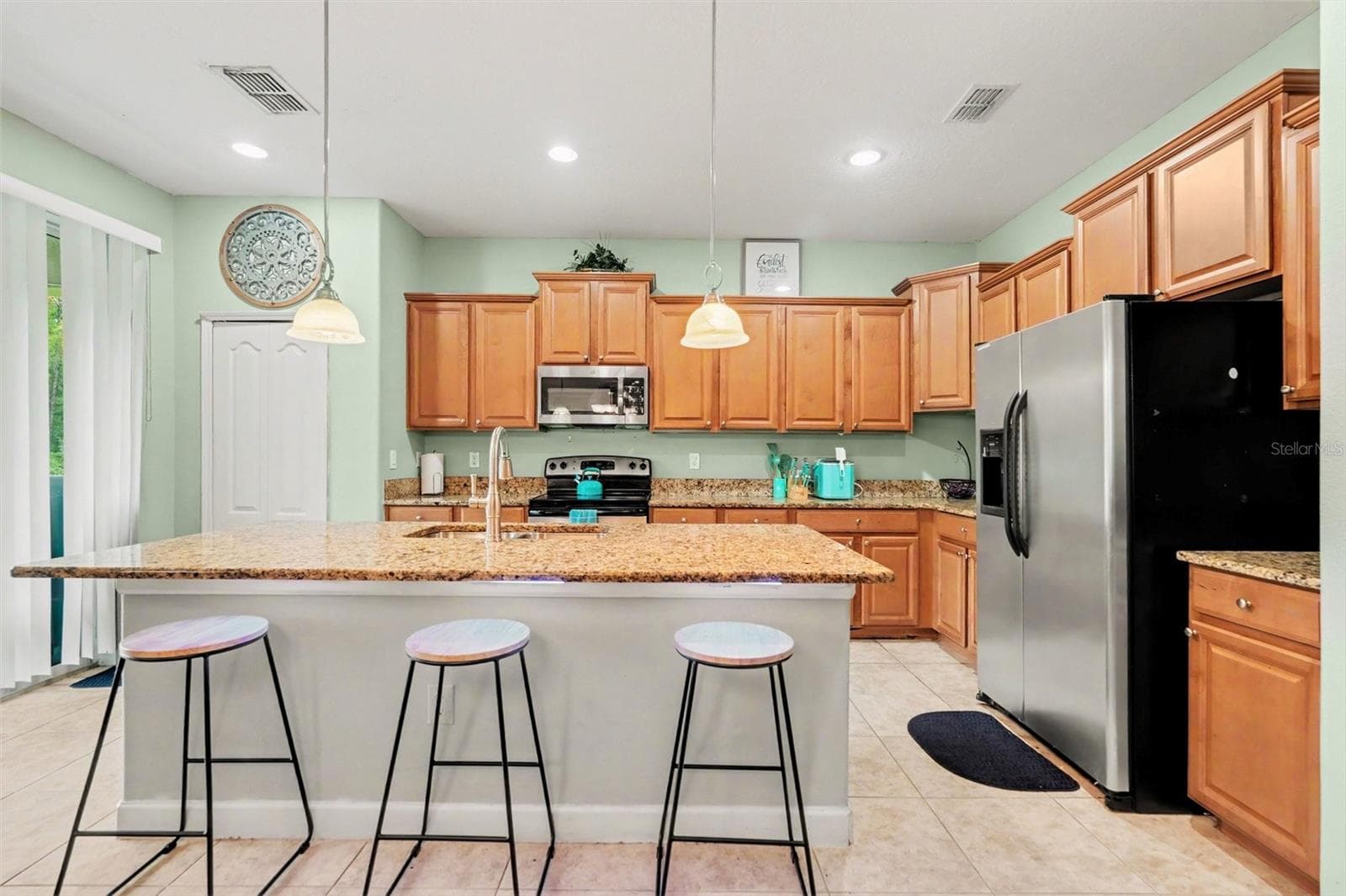 Single Family Residence at 20443 AUTUMN FERN AVE, TAMPA, photo 12 of 30