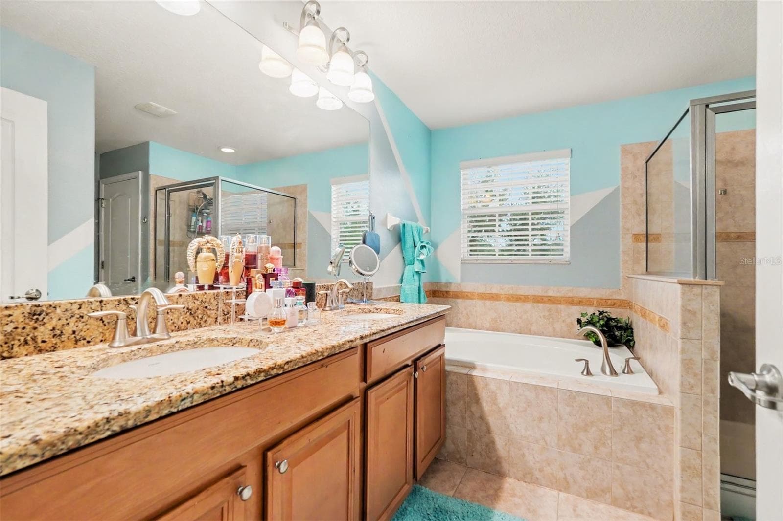 Single Family Residence at 20443 AUTUMN FERN AVE, TAMPA, photo 20 of 30