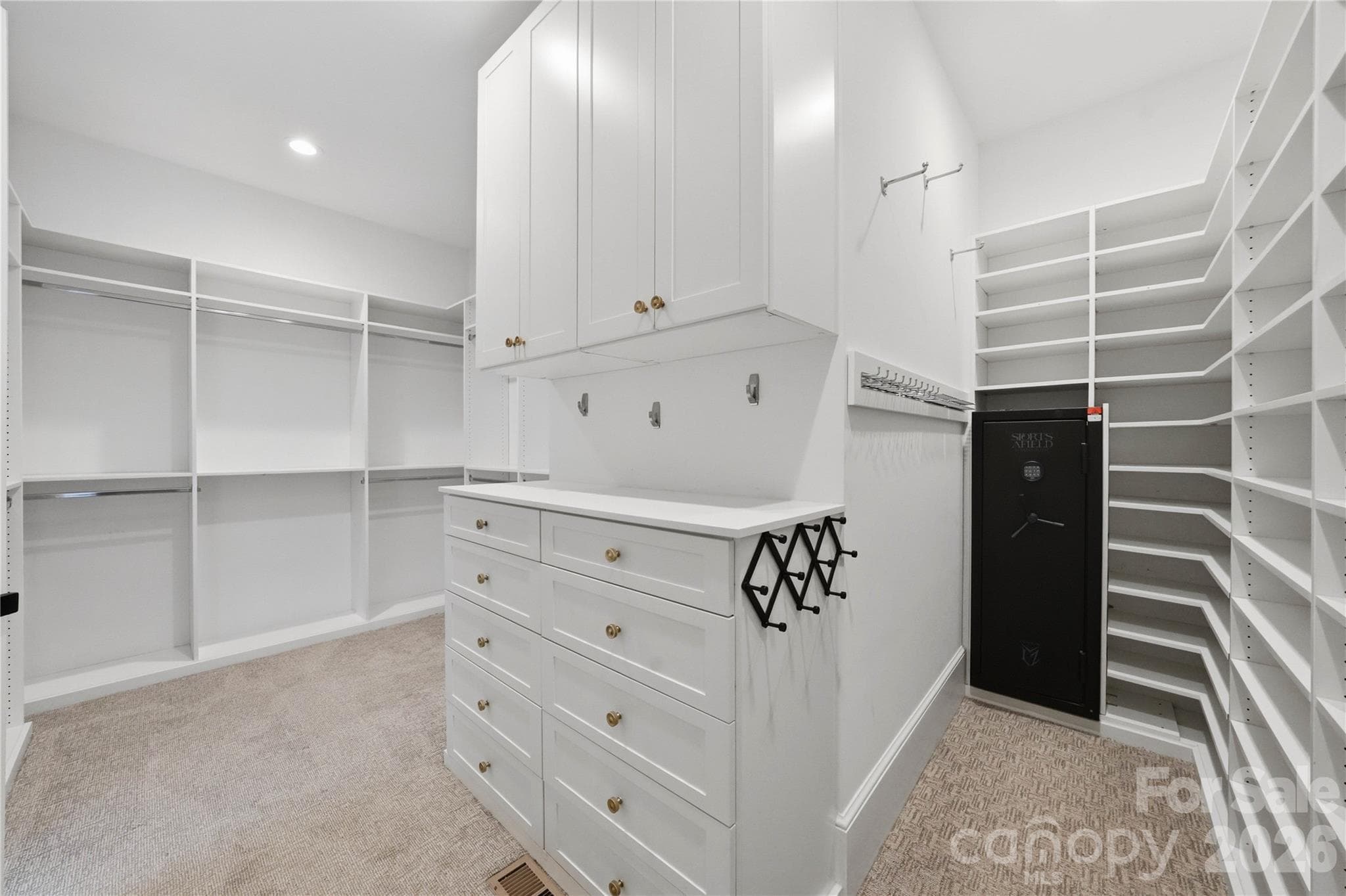 Single Family Residence at 10220 Sweetleaf Place, Charlotte, photo 16 of 35