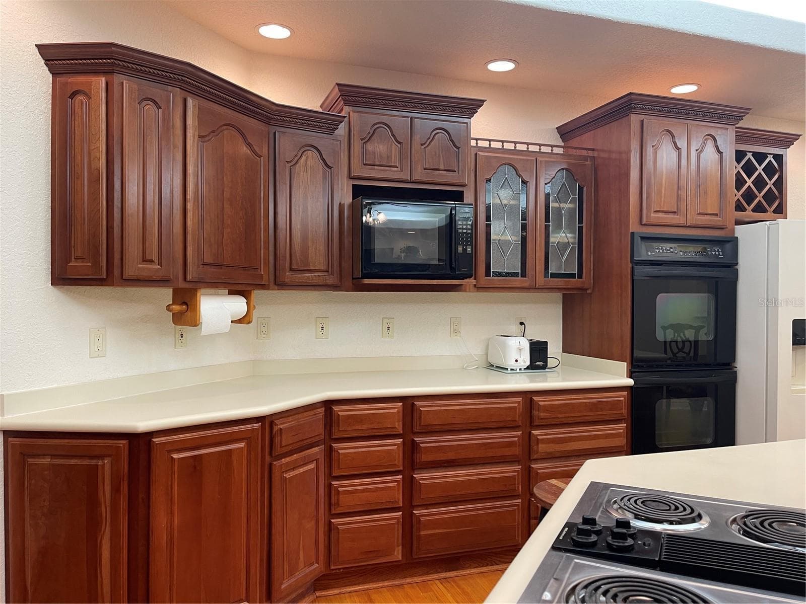Plenty of drawers and 2 wine racks - 5422 CYRIL DR, DADE CITY