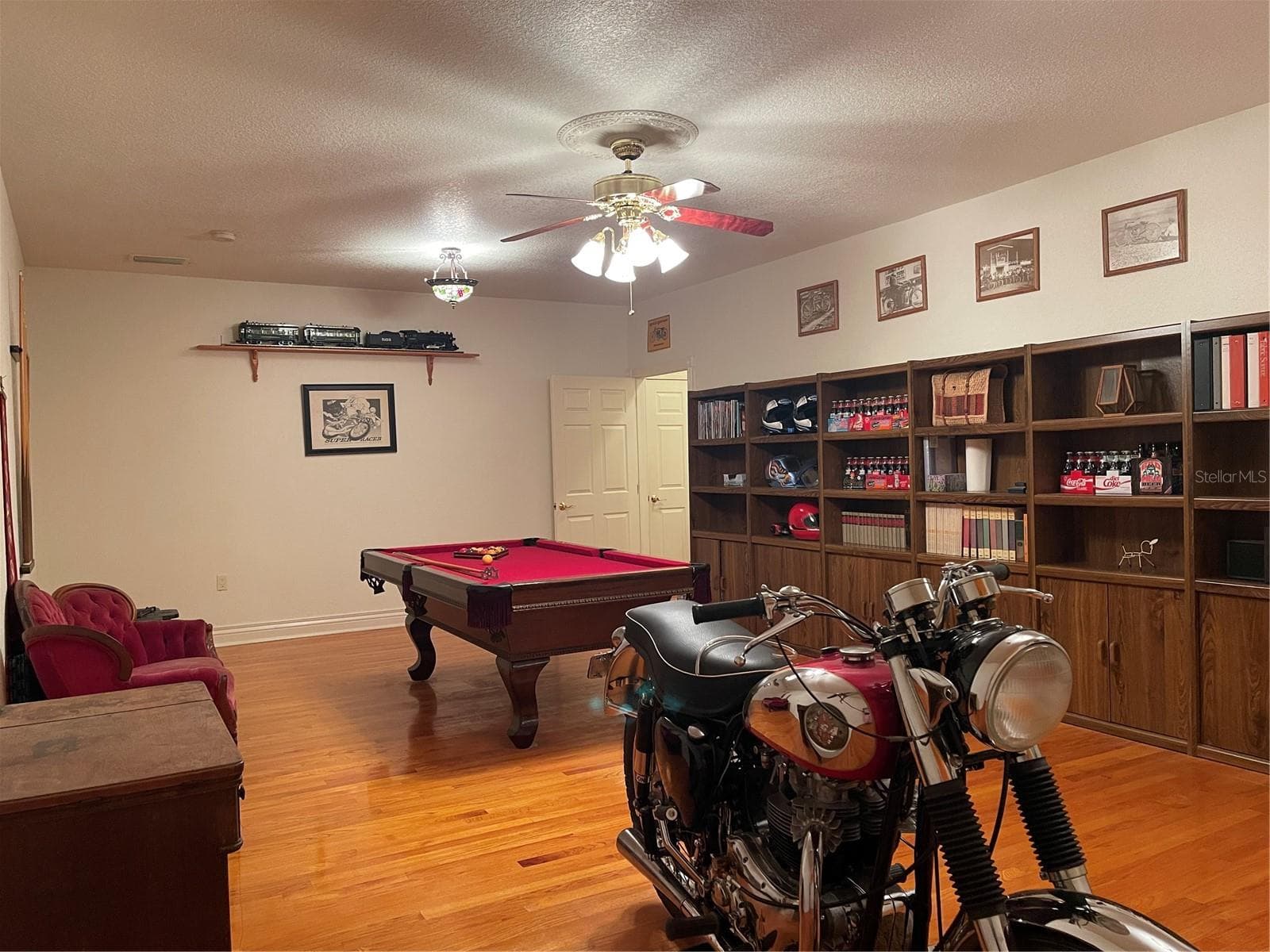 Bonus room is 556 sq ft. - 5422 CYRIL DR, DADE CITY