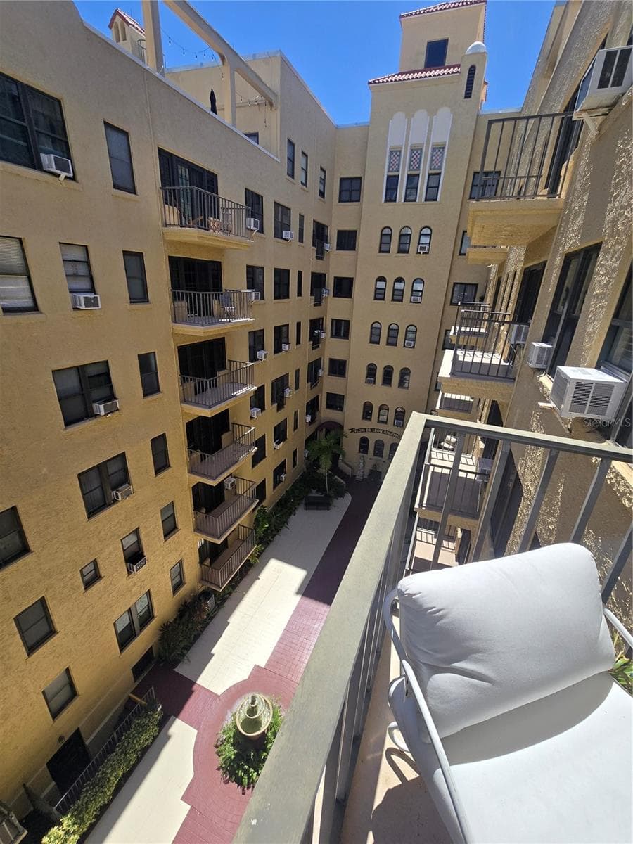 Condominium at 130 4TH AVE N #504, ST PETERSBURG, photo 41 of 45