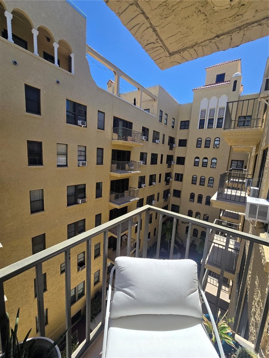 Condominium at 130 4TH AVE N #504, ST PETERSBURG, photo 44 of 45