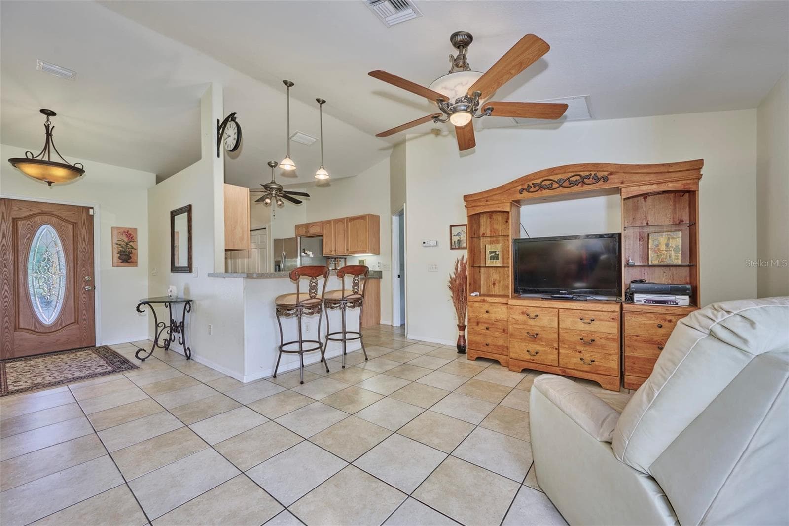 Single Family Residence at 3971 PARK AVE, INDIAN LAKE ESTATES, photo 8 of 43