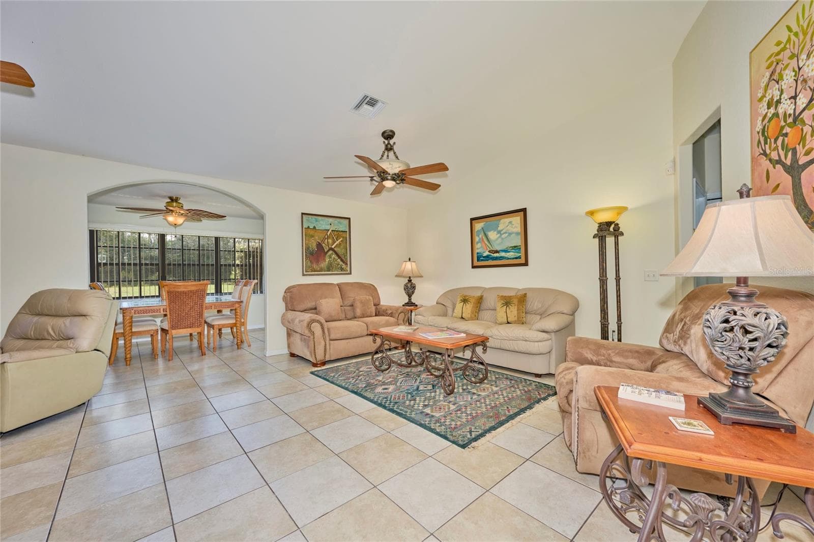 Single Family Residence at 3971 PARK AVE, INDIAN LAKE ESTATES, photo 9 of 43