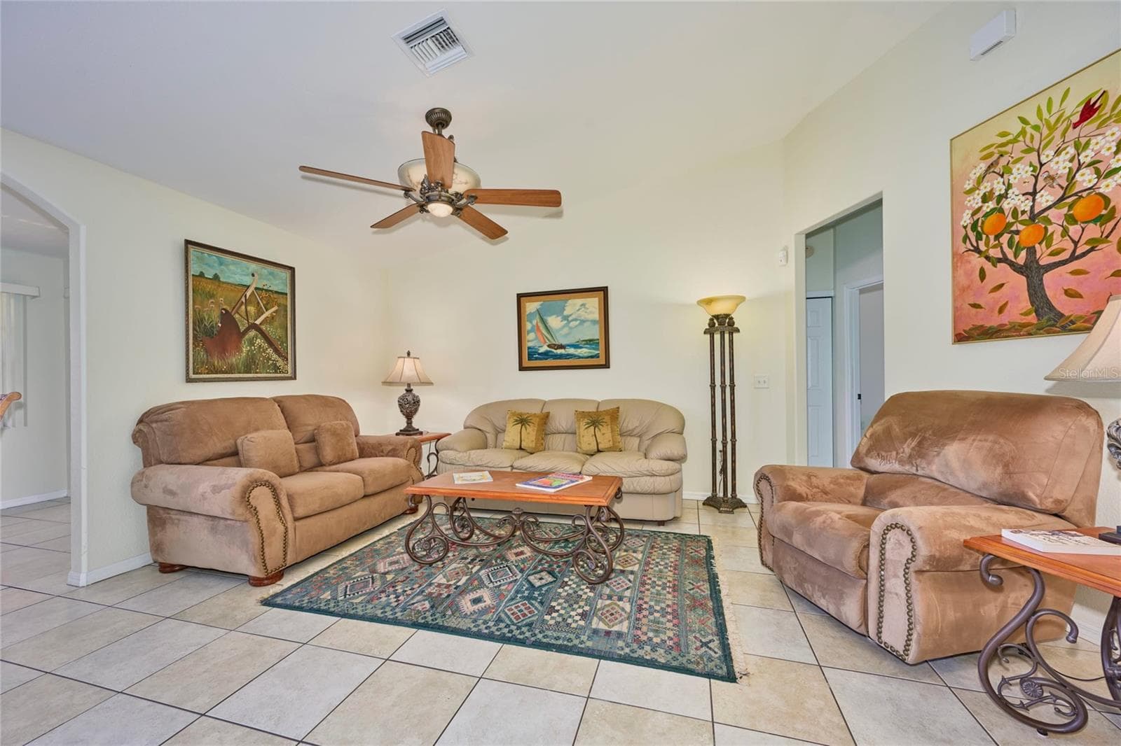 Single Family Residence at 3971 PARK AVE, INDIAN LAKE ESTATES, photo 10 of 43