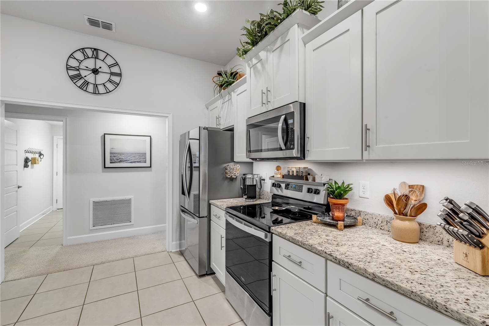 Single Family Residence at 215 LAGOON MIST CT, OAK HILL, photo 16 of 40