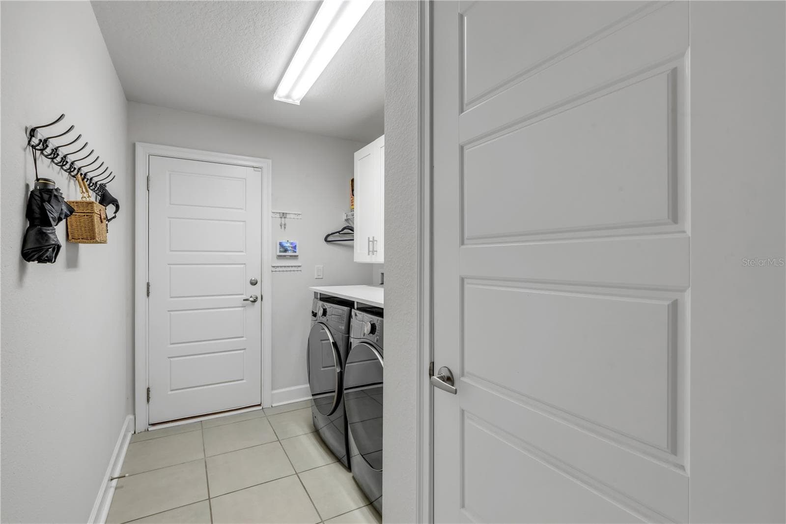 Single Family Residence at 215 LAGOON MIST CT, OAK HILL, photo 27 of 40