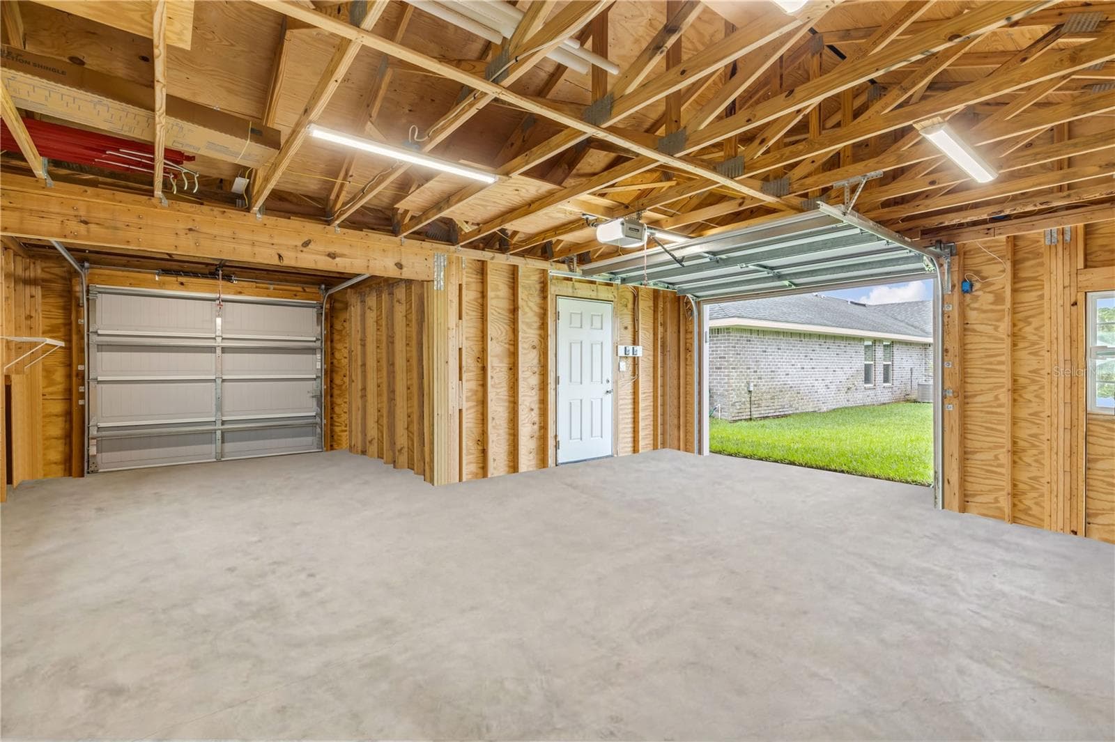 Single Family Residence at 215 LAGOON MIST CT, OAK HILL, photo 33 of 40
