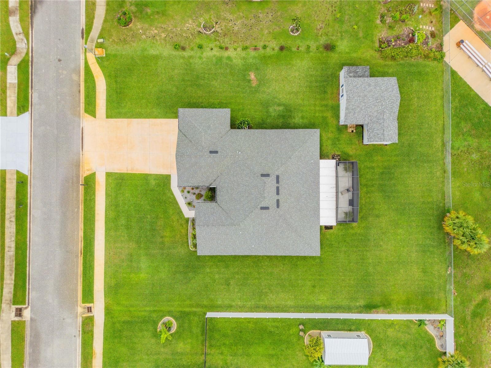 Single Family Residence at 215 LAGOON MIST CT, OAK HILL, photo 34 of 40