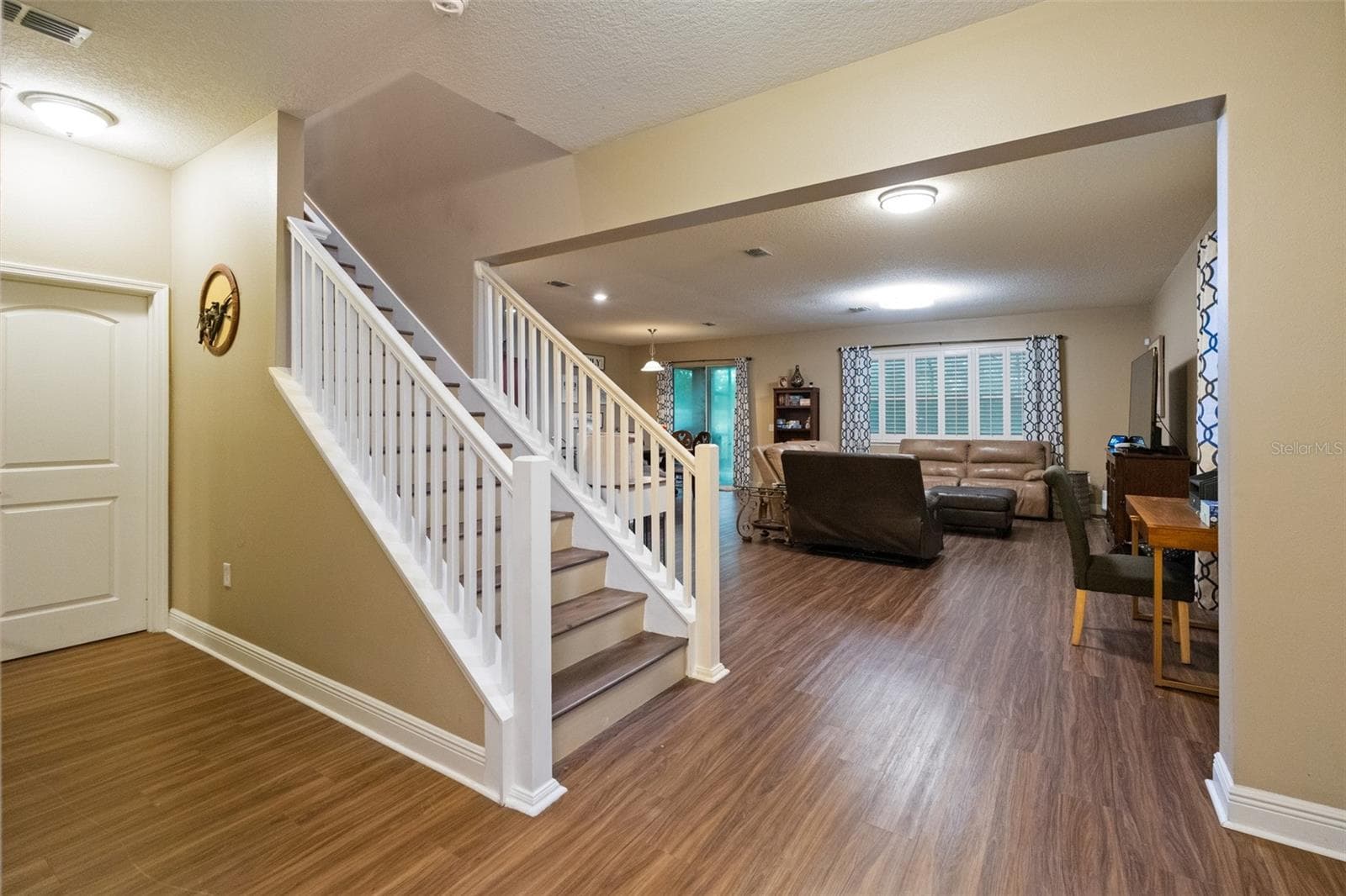Single Family Residence at 5840 MARMALADE LN, SEMINOLE, photo 4 of 51