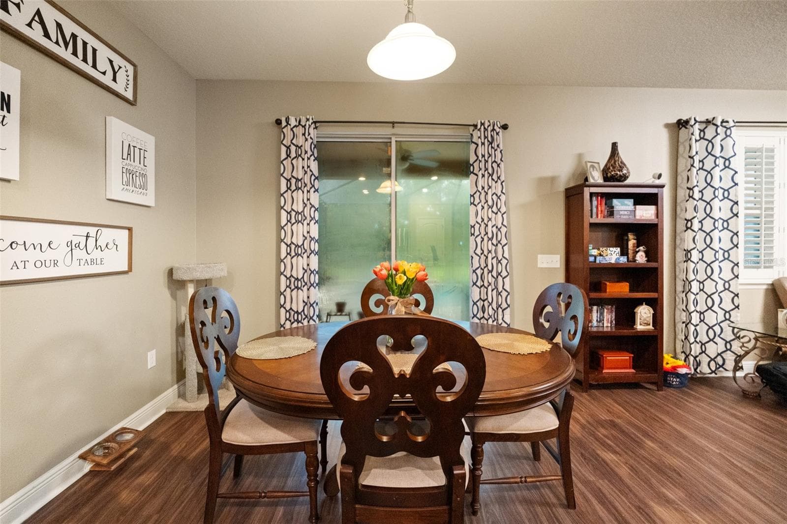 Single Family Residence at 5840 MARMALADE LN, SEMINOLE, photo 11 of 51