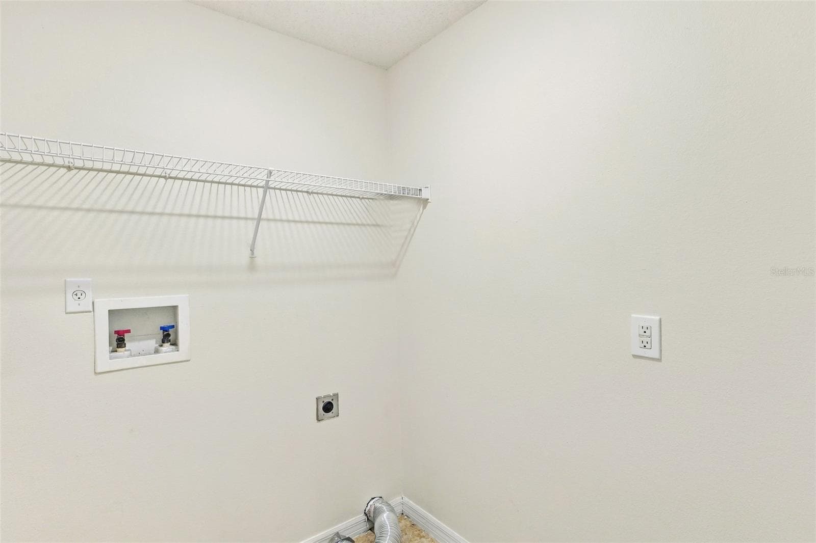 Laundry - 5742 ESSEX ISLE DR, ORLANDO