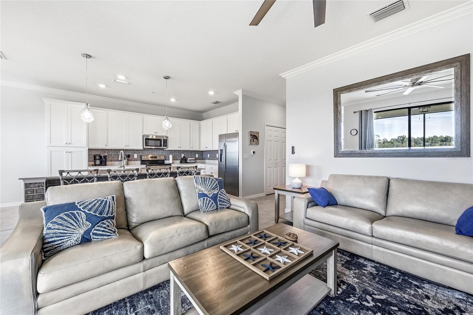 Condominium at 18008 GAWTHROP DR #402, BRADENTON, photo 6 of 39