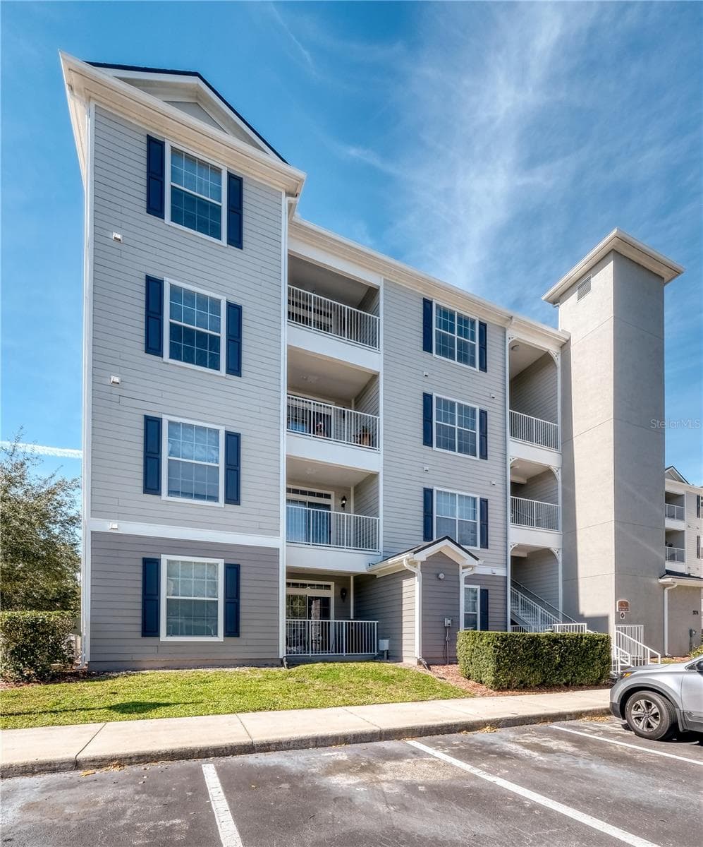 Condominium at 3174 FELTRIM PL #103, KISSIMMEE, photo 3 of 51