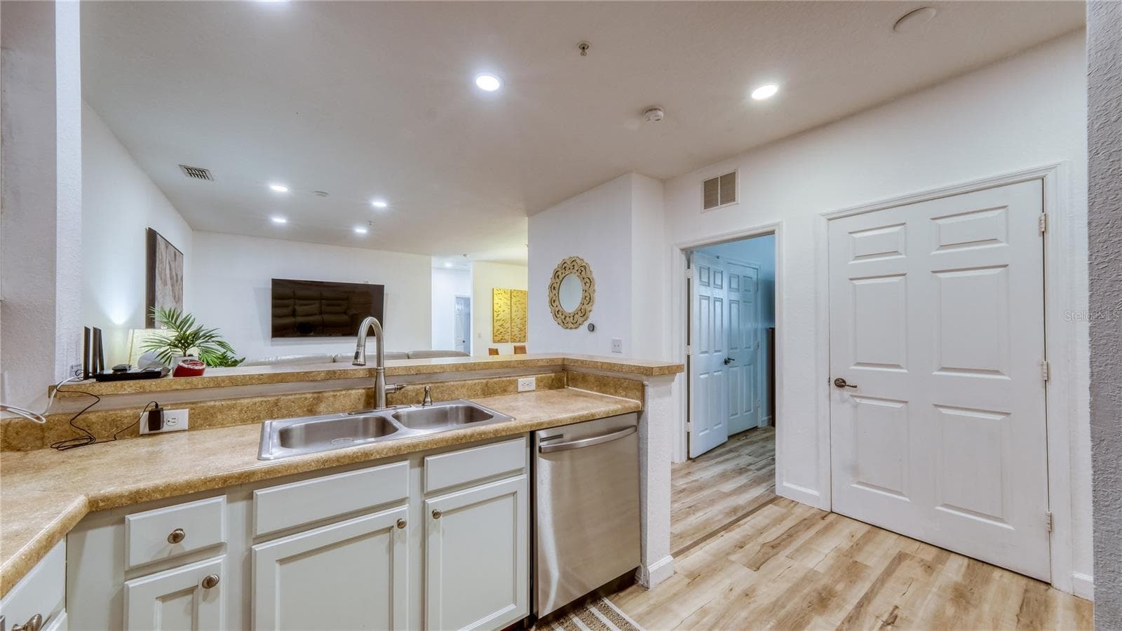 Condominium at 3174 FELTRIM PL #103, KISSIMMEE, photo 21 of 51