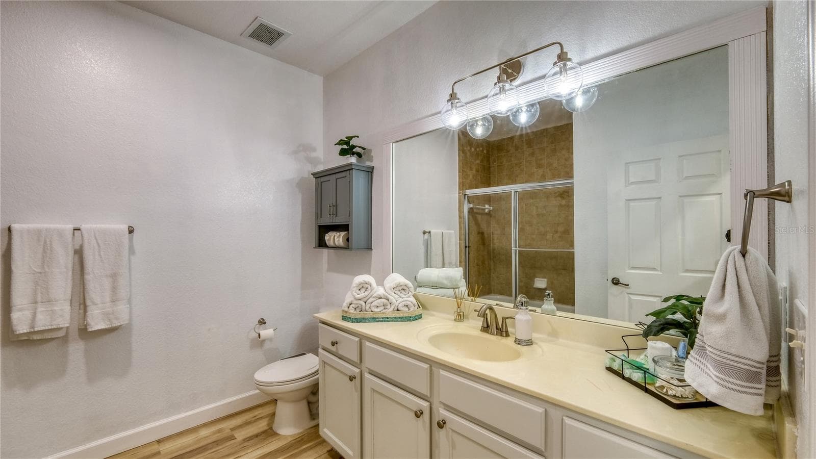 Condominium at 3174 FELTRIM PL #103, KISSIMMEE, photo 33 of 51