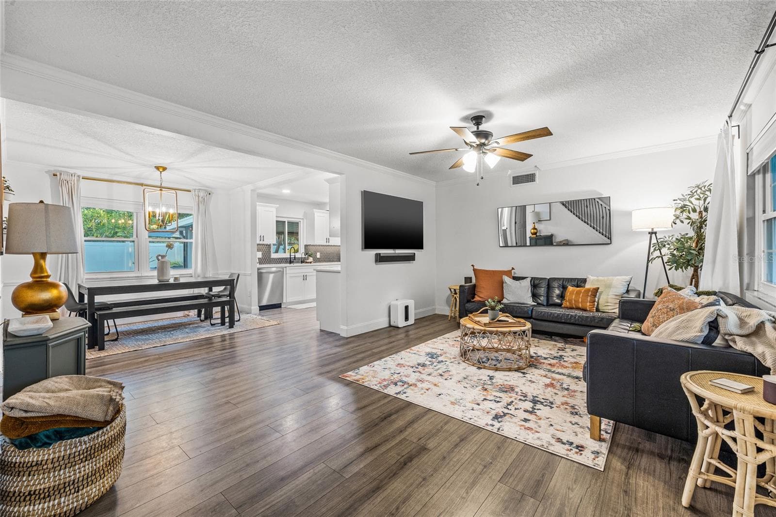 Living Room - 9270 119TH AVE, LARGO