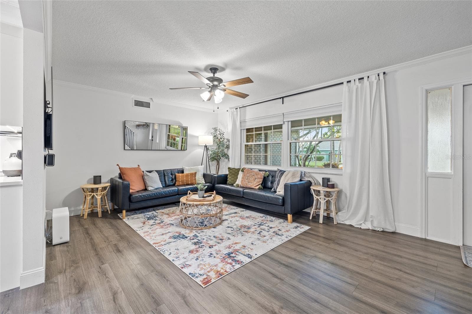 Living Room - 9270 119TH AVE, LARGO