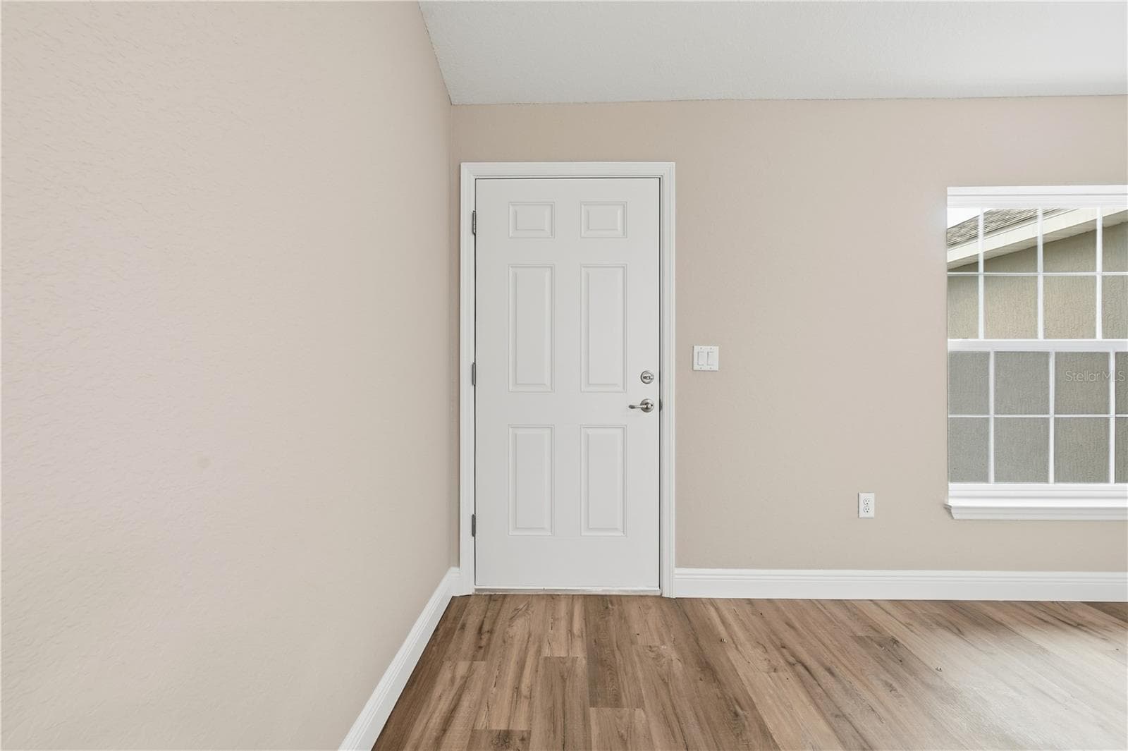 Single Family Residence at 3962 SE 142ND LN, SUMMERFIELD, photo 4 of 40