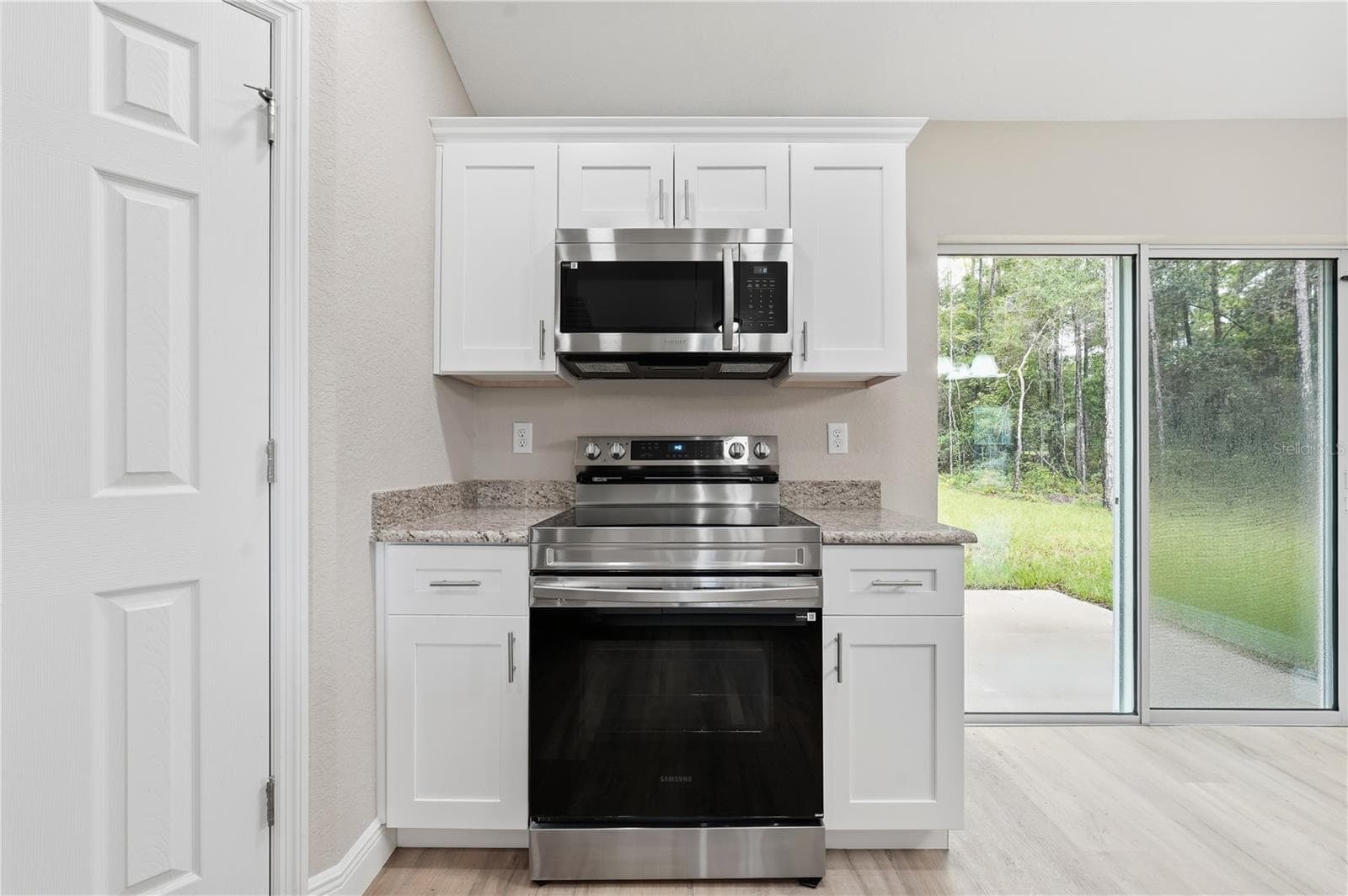 Single Family Residence at 3962 SE 142ND LN, SUMMERFIELD, photo 12 of 40
