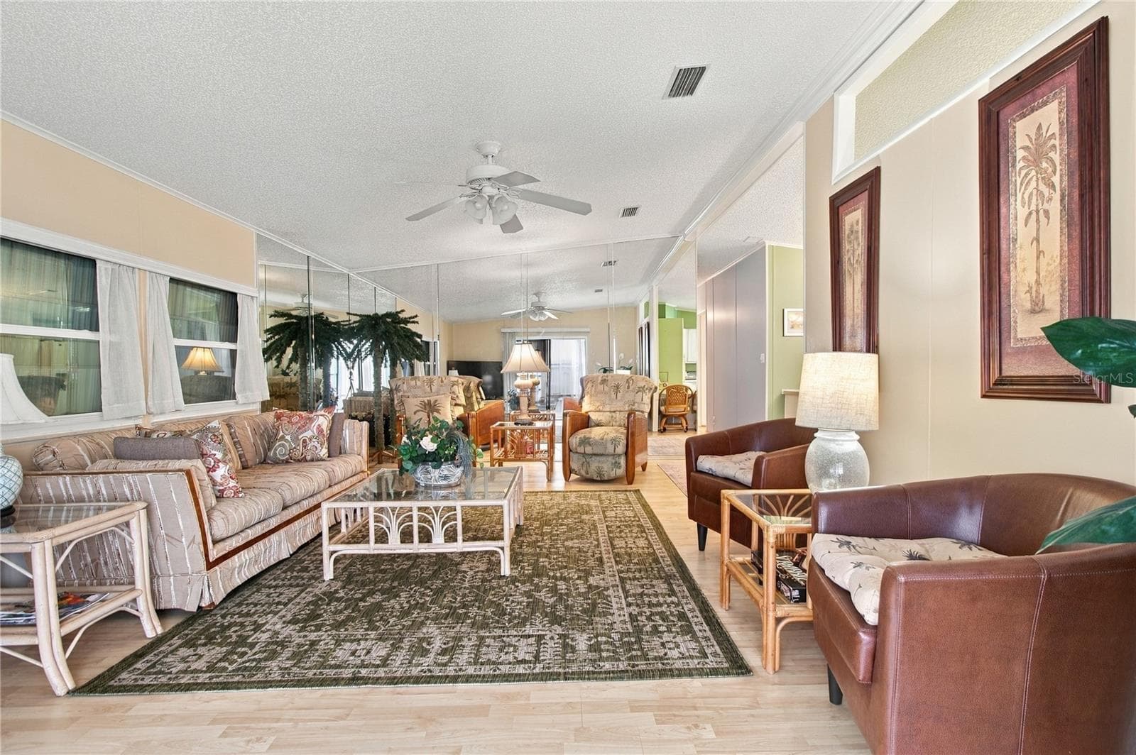 Manufactured Home at 15 MEADOWLARK CIR, ELLENTON, photo 23 of 63