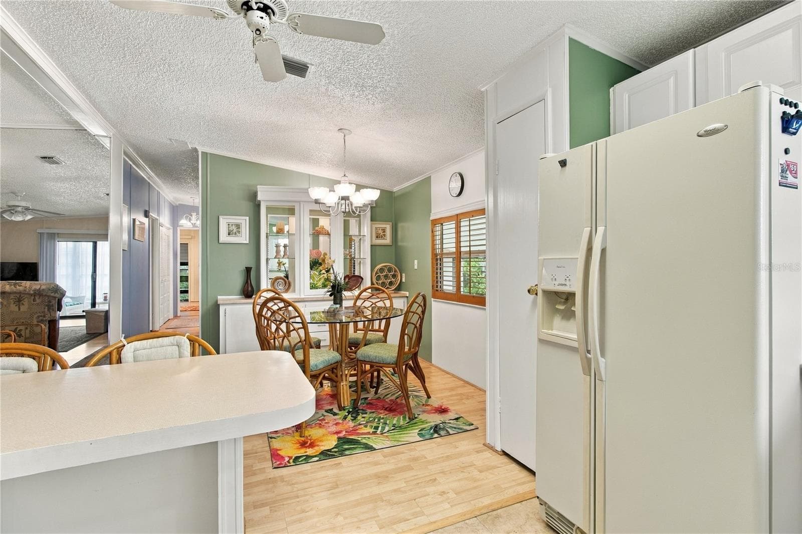 Manufactured Home at 15 MEADOWLARK CIR, ELLENTON, photo 32 of 63