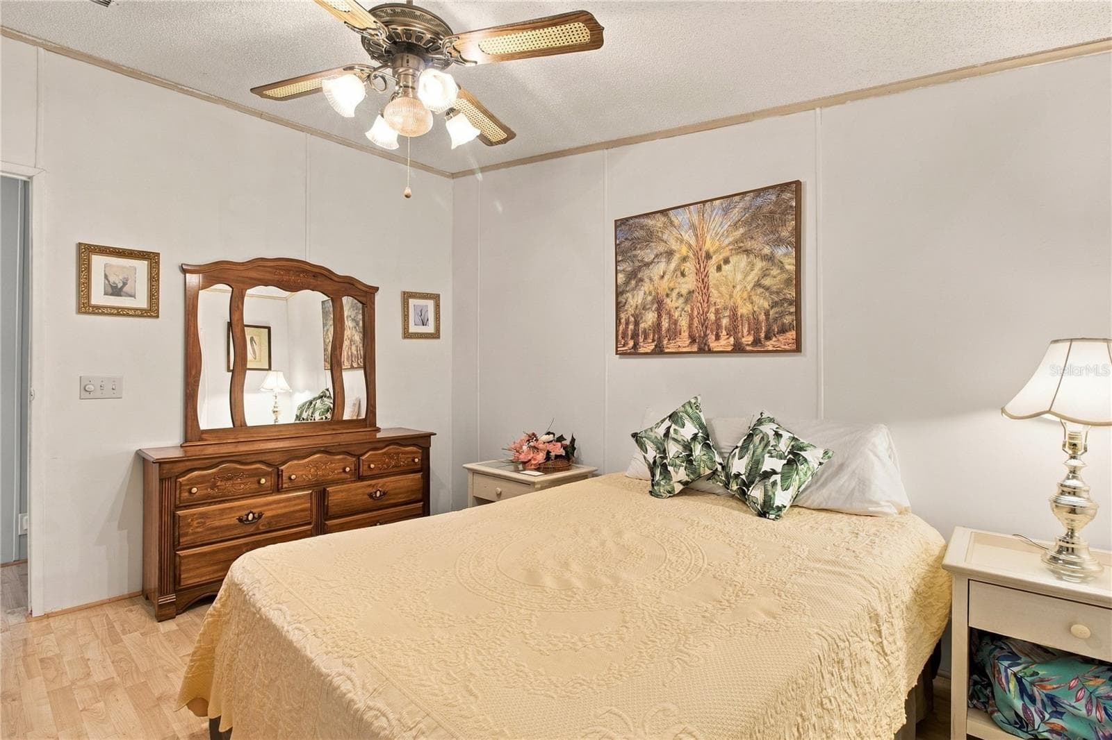Manufactured Home at 15 MEADOWLARK CIR, ELLENTON, photo 34 of 63