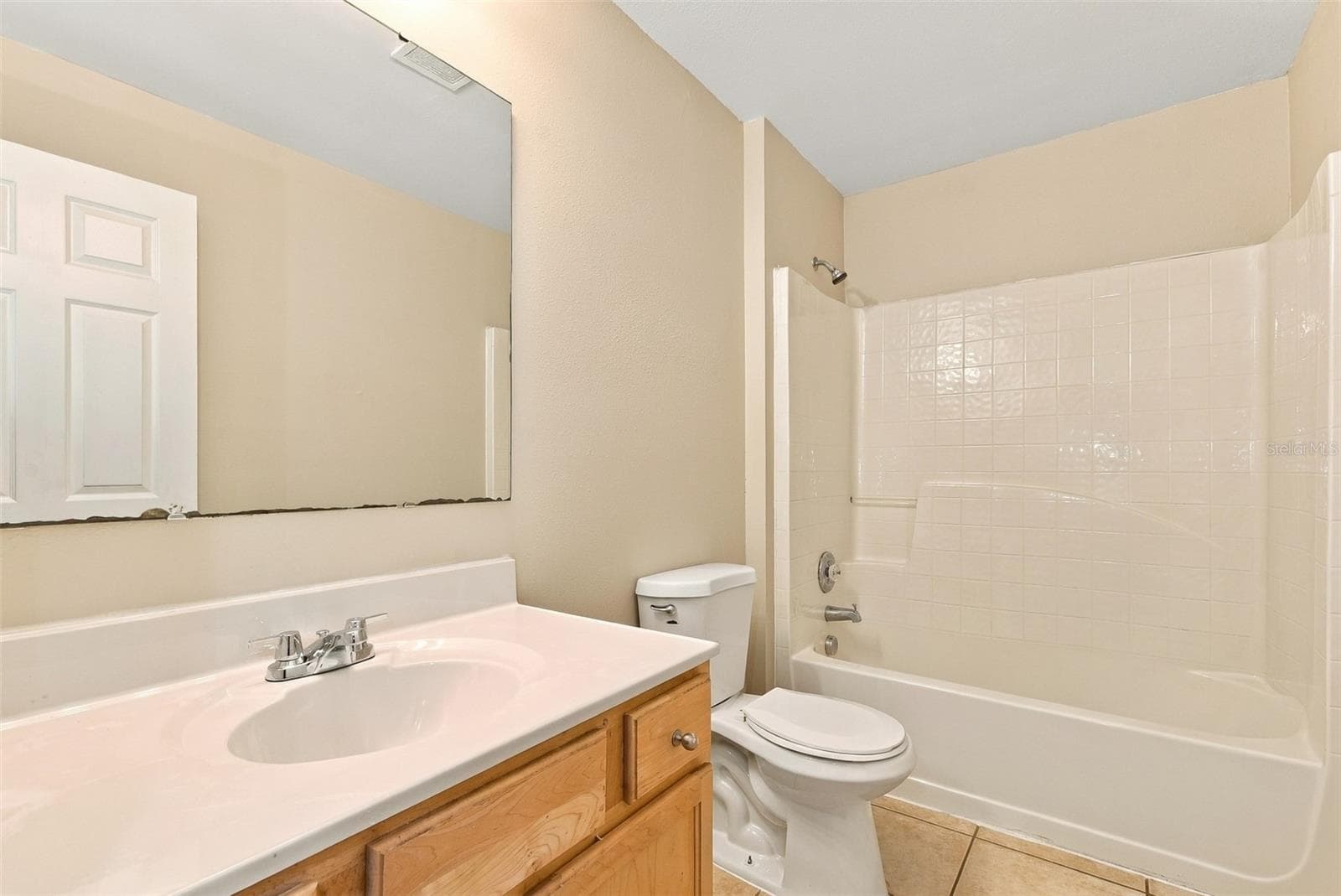 Single Family Residence at 2228 SANDRIDGE CIR, EUSTIS, photo 13 of 22