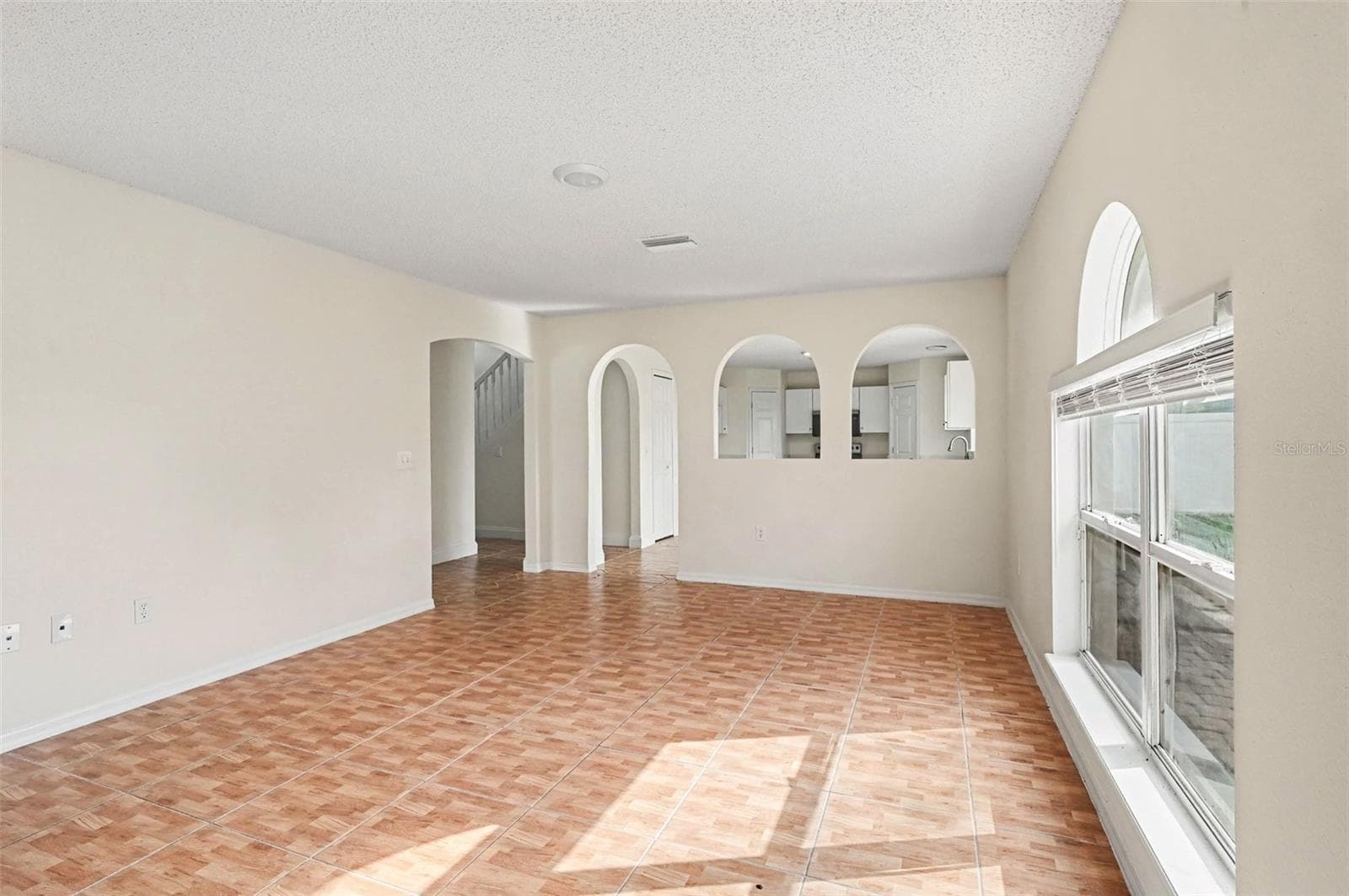 Single Family Residence at 1093 AMANDA KAY CIR, SANFORD, photo 2 of 18