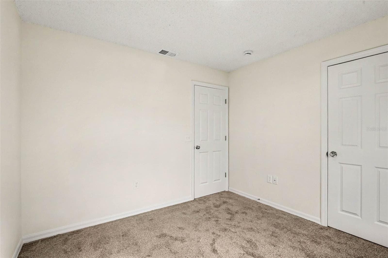 Single Family Residence at 1093 AMANDA KAY CIR, SANFORD, photo 10 of 18